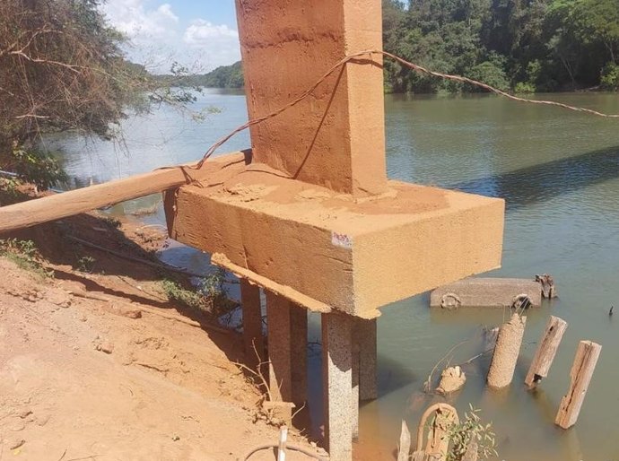 Sinfra alerta que ponte interditada no Rio Teles Pires em Sorriso pode cair
