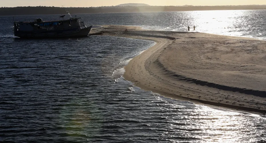 Lula revoga decreto de concessão de hidrovias após pressão de indígenas