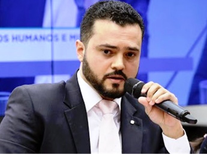 Veja Documento: Procurador da República de MT propõe ADI contra decreto de Mauro Mendes por ‘toque de recolher’