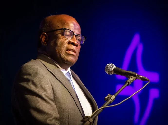 DC lança Joaquim Barbosa à Presidência no lugar de Aldo Rebelo