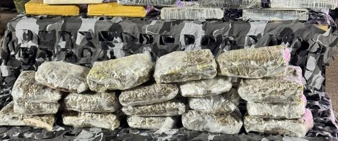 Polícia Militar e Gefron apreendem 45 tabletes de drogas e causam prejuízo de R$ 539 mil às facções criminosas