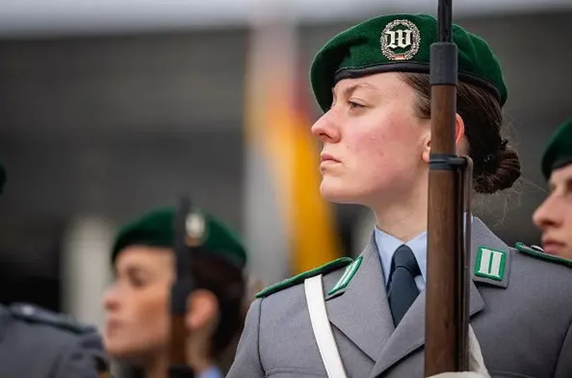 Como a ameaça da Rússia forçou a Alemanha a enfrentar tabu sobre forças militares