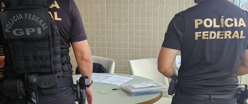 Deputado Júnior Mano e outras 5 pessoas são alvos da PF por fraudes em licitações e desvio de emendas no Ceará