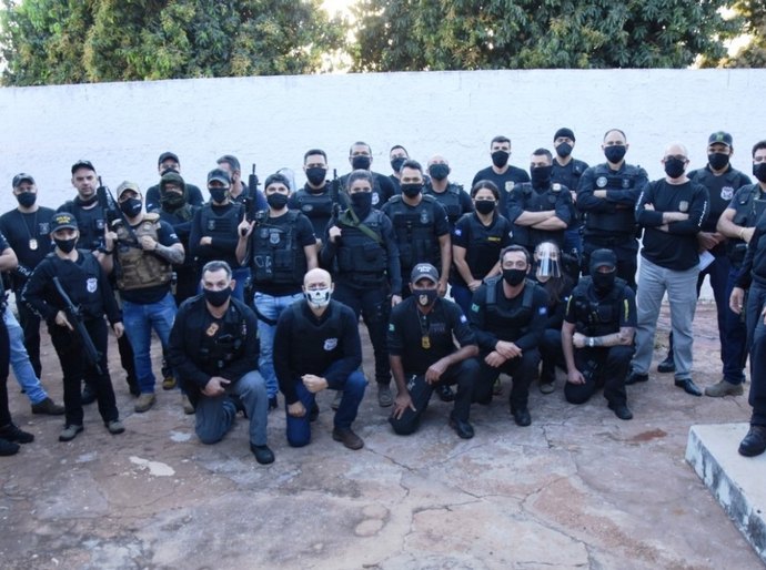 Polícia Civil cumpre mandados contra facção envolvida com tráfico de drogas e tortura em Poxoréu