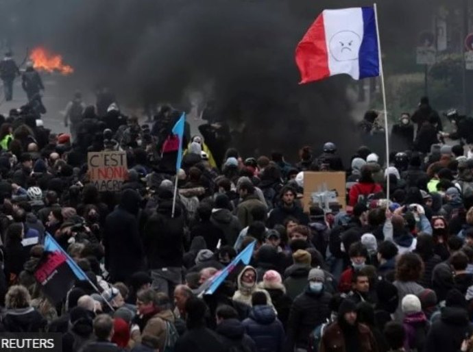 Como a França chegou à atual onda de insatisfação popular?