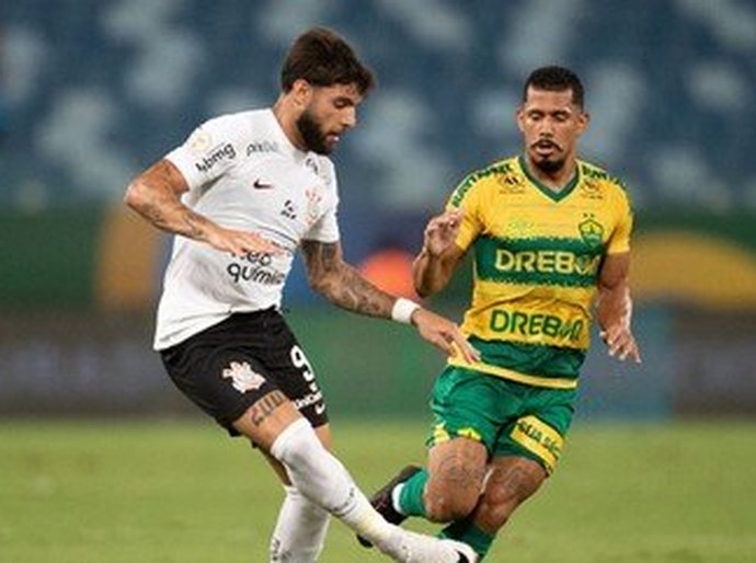 Romero decide, Corinthians vence o Cuiabá e se afasta da zona do rebaixamento no Brasileirão