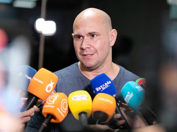 Abilio é contra reajuste da tarifa de água e avalia medidas para barrar aumento