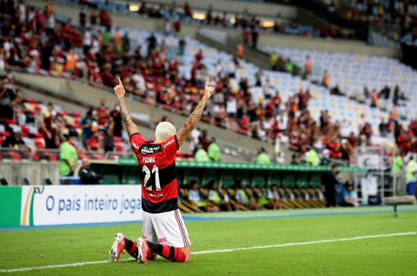 Prefeitura do Rio libera público nos estádios com metade da ocupação