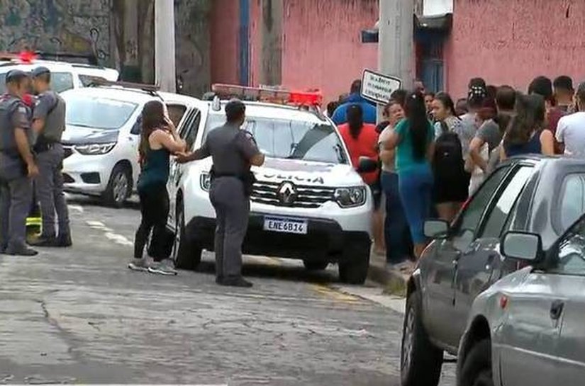 Aluno esfaqueia professores e colegas em escola estadual de SP