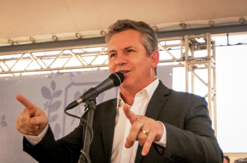 “Estamos ajudando 1.424 famílias que precisavam desse apoio do Estado”, afirma Mendes