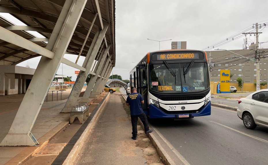 Ager realiza operação de fiscalização no transporte intermunicipal entre Cuiabá e Várzea Grande