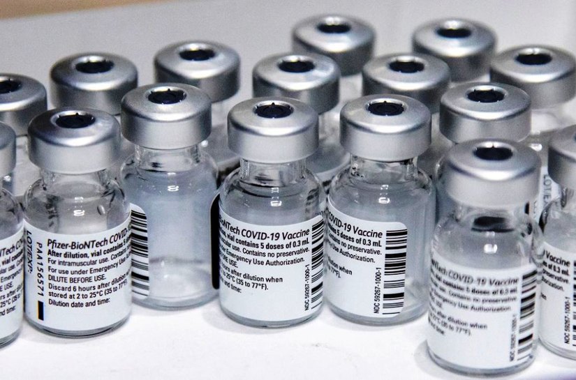 Chega ao Brasil lote com mais de 1,5 milhão de vacinas da Pfizer