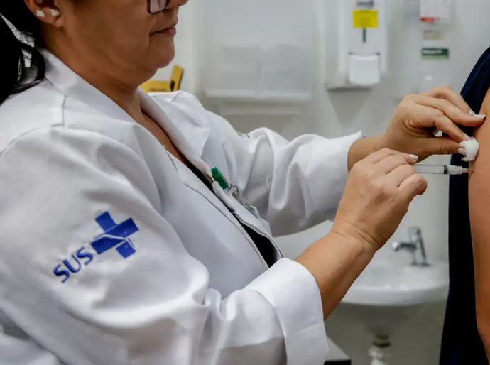 SES alerta para baixa vacinação contra a gripe entre grupos prioritários e estratégicos em MT