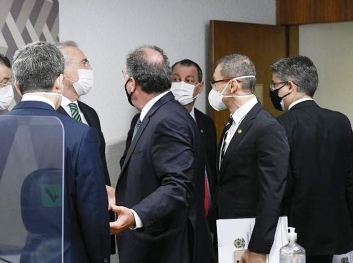 CPI da Covid ao vivo: Advogado da Precisa que tratou da Covaxin depõe