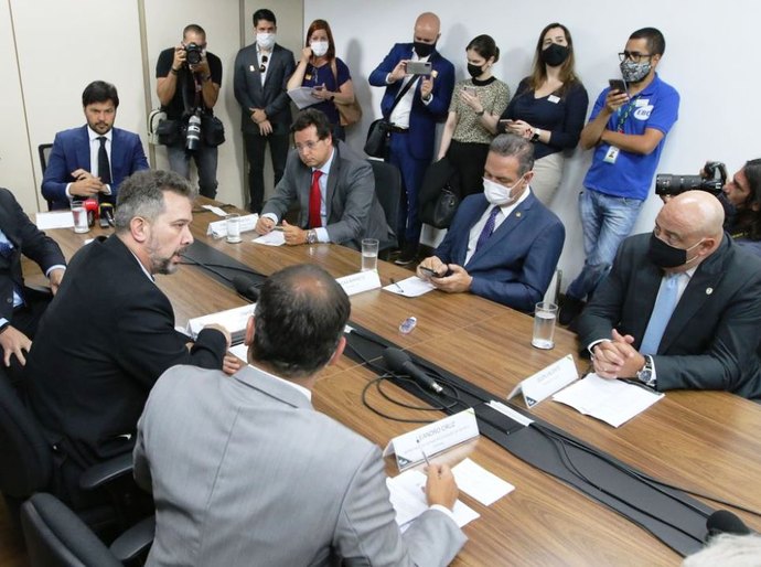 TV Brasil e Agência Brasil transmitirão aulões da Maratona Enem