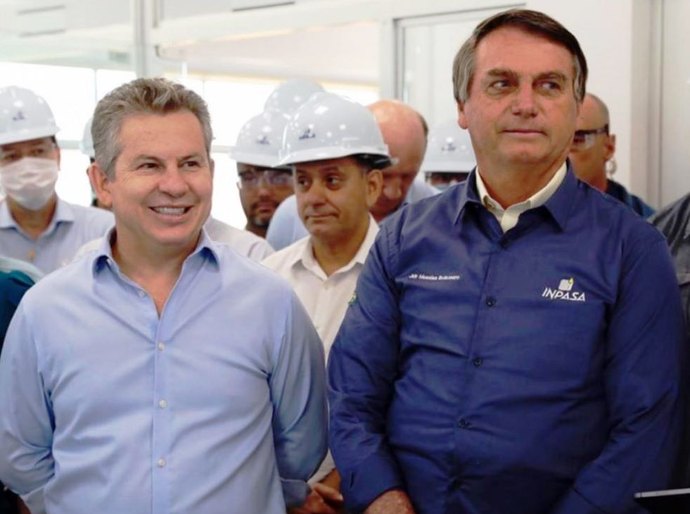 Oposição ao governo, candidato ao Senado, Nilson Leitão, tenta ‘colar’ sua imagem a Bolsonaro