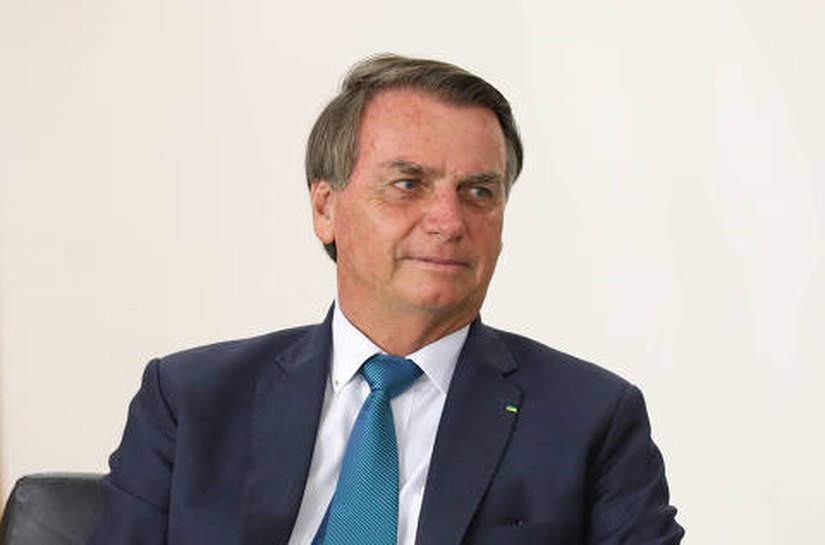 Maioria do TSE mantém decisão que declarou Bolsonaro inelegível