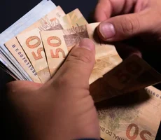 Caixa começa a pagar Bolsa Família de junho