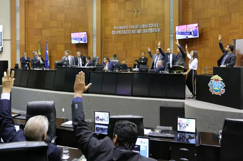 AL aprova reajuste de 6,8% para servidores do TJMT em segunda votação