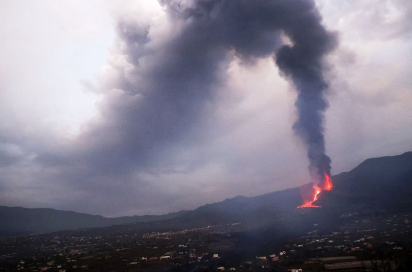 Moradores de La Palma são autorizados a ir às suas casas