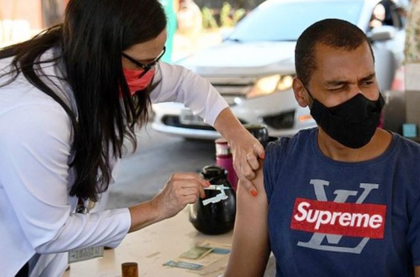 Covid: 5 números que refletem avanço da vacinação no Brasil