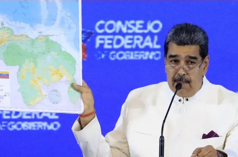 Maduro divulga 'novo mapa' da Venezuela com incorporação de Essequibo e anuncia licenças para explorar petróleo na região