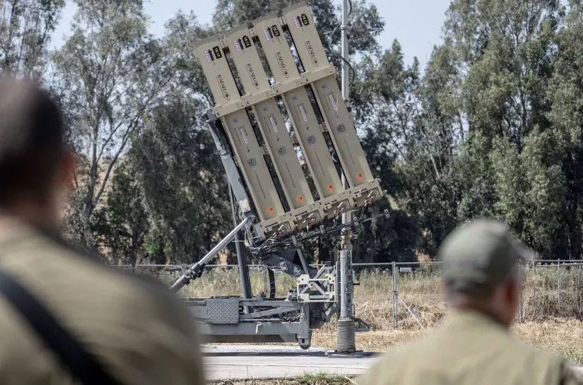 Israel eleva alerta após indícios de possível ataque contra Irã, diz fonte