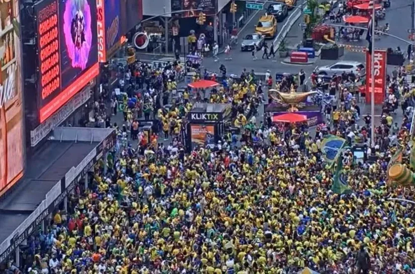 Às vésperas da estreia, brasileiros invadem a Times Square