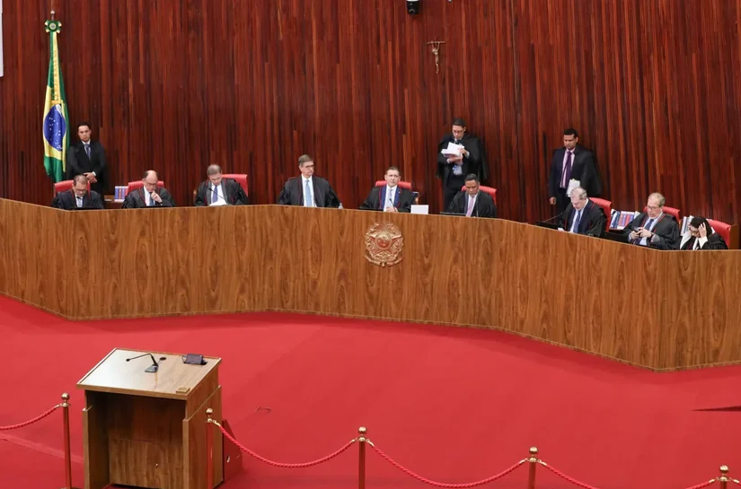 TSE tem 3 a 1 para proibir posts sobre fake news de Nossa Senhora