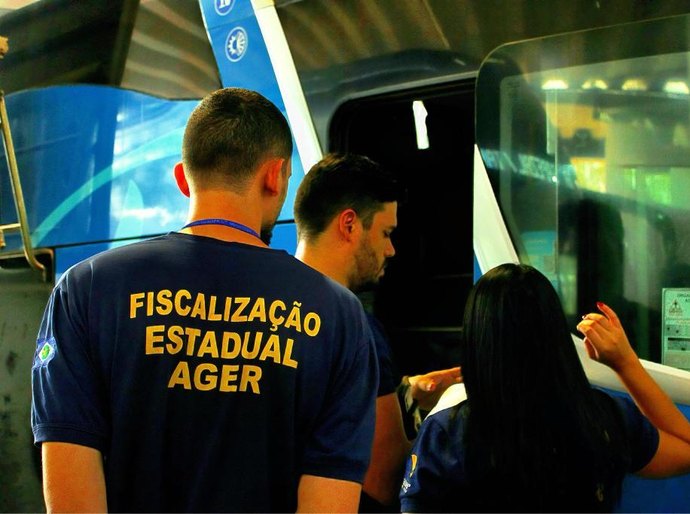 Operação da Ager intensifica fiscalização e alerta para embarque seguro de crianças e adolescentes nas rodoviárias