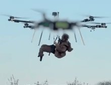 Vídeo: Ucrânia faz resgate inédito de soldado ferido com drone