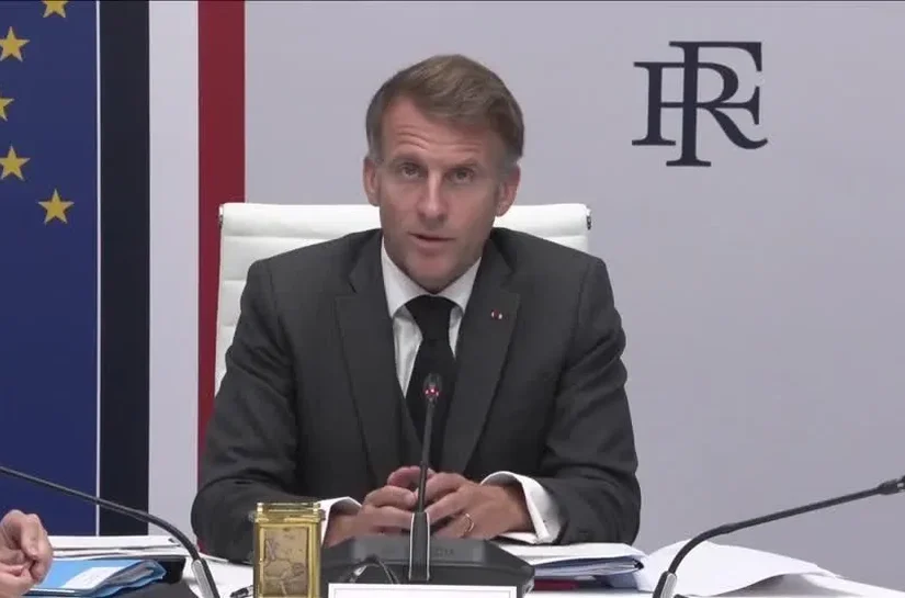 Macron proíbe realização de protestos não sindicais na França