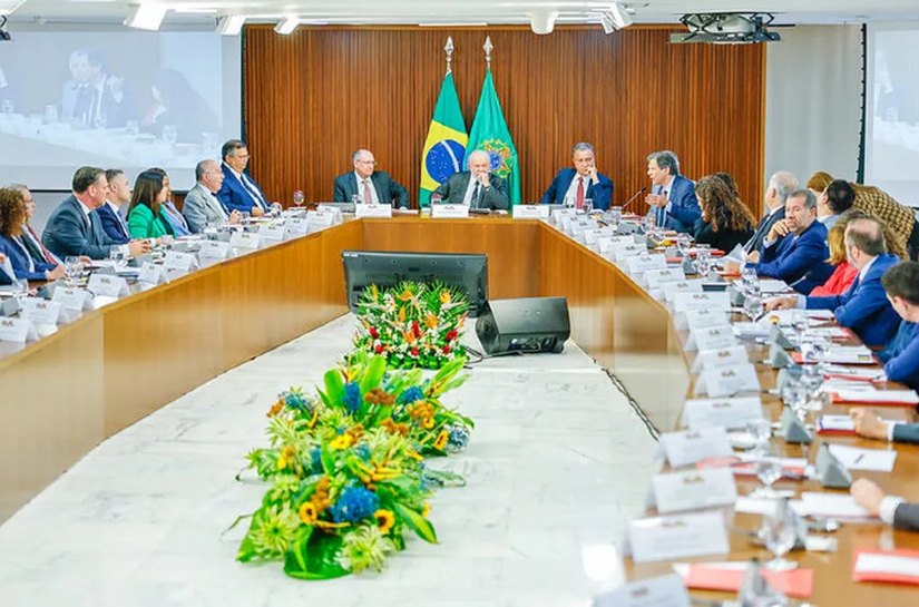 Lula não deve mais fazer reforma ministerial neste início de ano