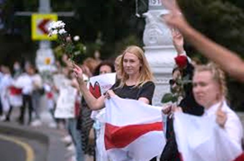 Mobilização popular se prepara para uma longa batalha contra Lukashenko em Belarus