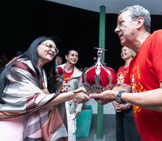 Prefeitura de Cuiabá recebe festeiros da Festa do Senhor Divino Espírito Santo