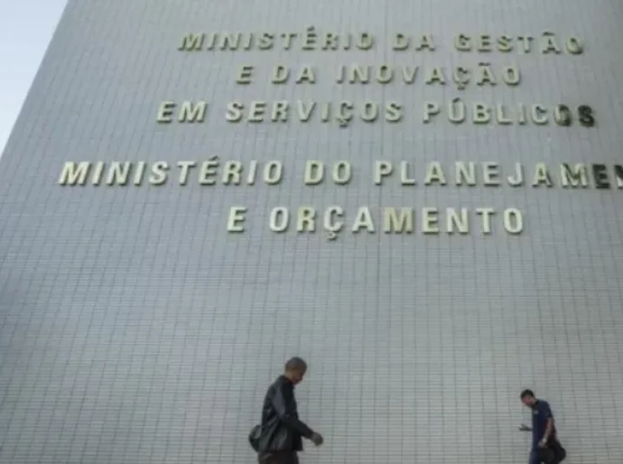 Governo apresenta PLOA 2027 com despesas de R$ 2,8 tri e superávit primário
