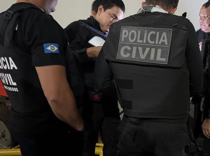 Polícia faz operação contra facção criminosa em Primavera do Leste, MT