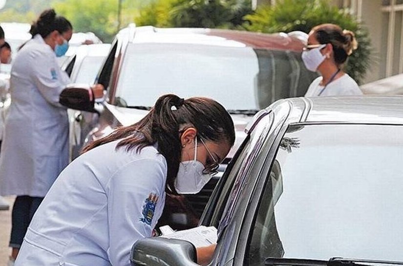 Idosos são enganados com falsa aplicação de vacina no Rio de Janeiro