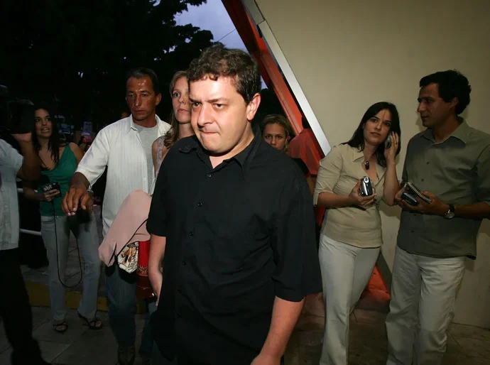 Lobista bancou viagem milionária para Lulinha ver aurora boreal, diz jornal