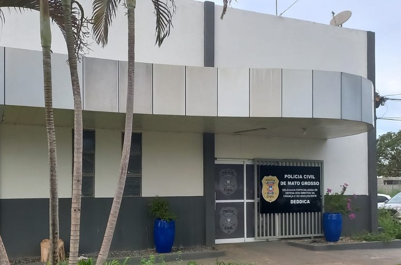 Homem de 30 anos que ameaçava menor de 17 para ter relações sexuais com ele é preso pela Polícia Civil dentro de motel em Cuiabá