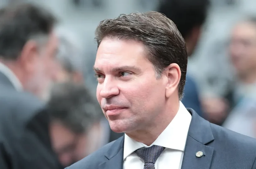 Grupo ajudou Ramagem a fugir do Brasil pela Guiana, detalha PF