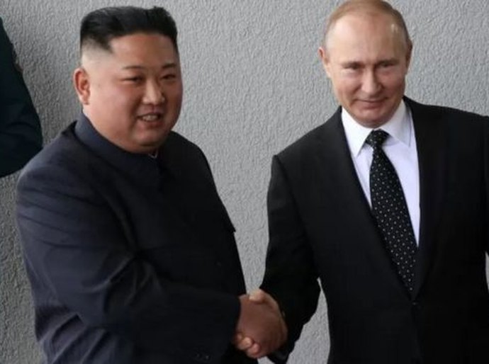 Ao lado de Putin, Kim promete apoio à 'luta sagrada' da Rússia contra a Ucrânia
