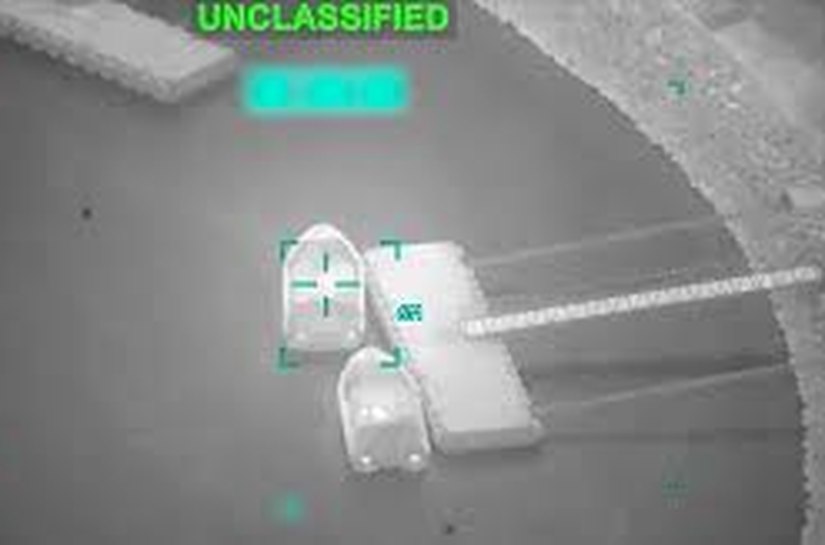 EUA destroem 16 navios lança-minas do Irã perto de Ormuz, dizem militares