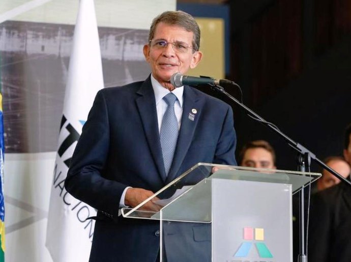 'Não pode se preocupar só com o lucro”, diz general indicado à Petrobras