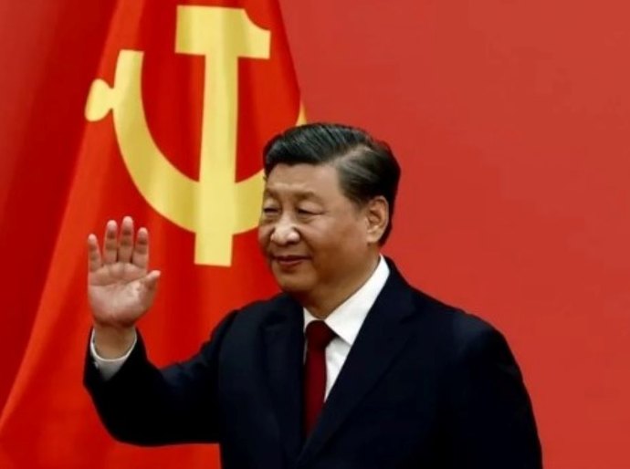 Xi Jinping é reeleito líder da China por mais 5 anos