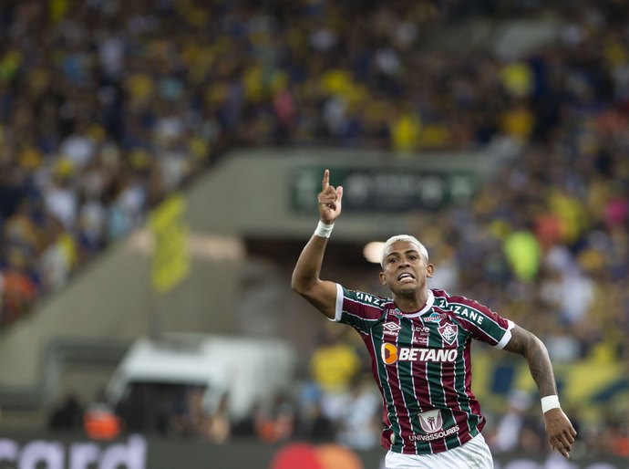 Com profecia de Diniz, John Kennedy decide, Fluminense vence o Boca e conquista a Libertadores pela primeira vez