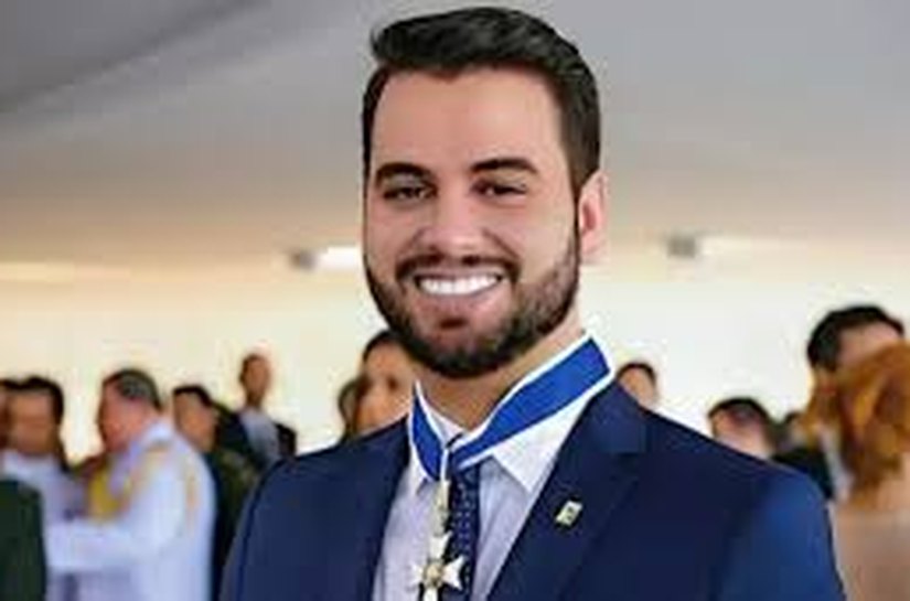 Prisão de Martins acontece após denúncia de militar por e-mail ao STF