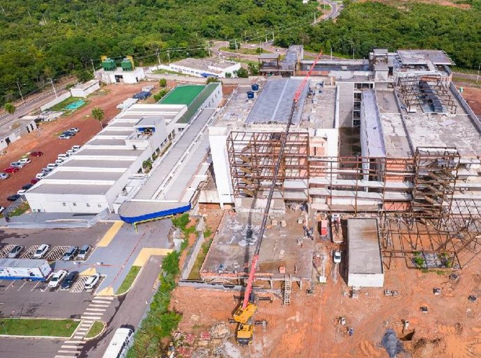 Obra do Hospital Central em Cuiabá já está 80% concluída