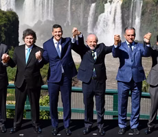 Lula fala em catástrofe humanitária, e Milei defende pressão de Trump sobre Venezuela