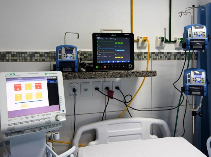 Em nota, Secretaria de Saúde de MT diz que não há médicos e enfermeiros para novos leitos de UTIs e a situação é crítica